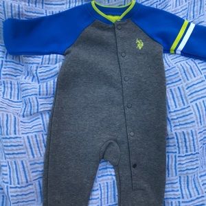 USPA grey button up onesie